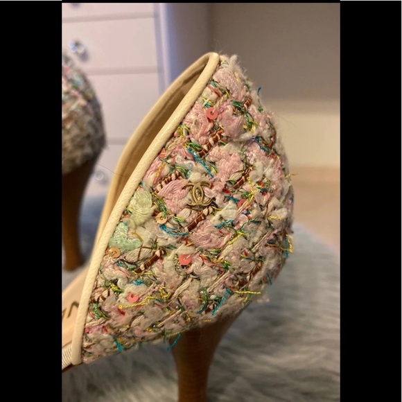 COPY - Chanel Pastel Tweed D'Orsay - Picture 2 of 7